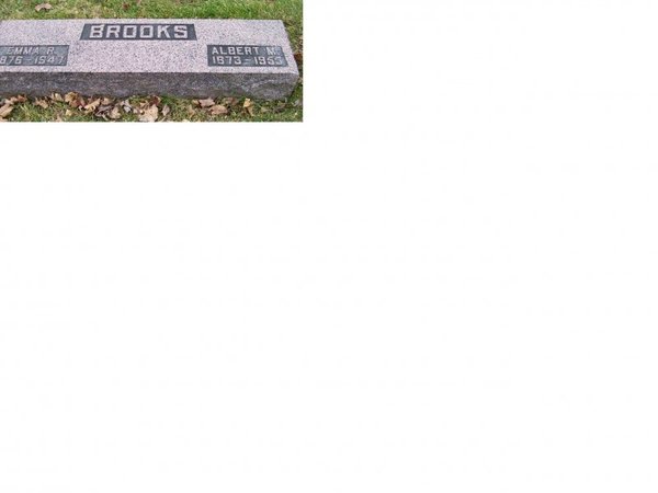 brooks-albert-emma-tomb-hillsboro-cem.jpg