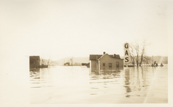 Scan-141009-0029.jpg