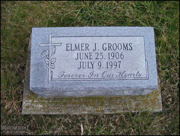 grooms-elmer-tomb-west-union-ioof-cem.jpg