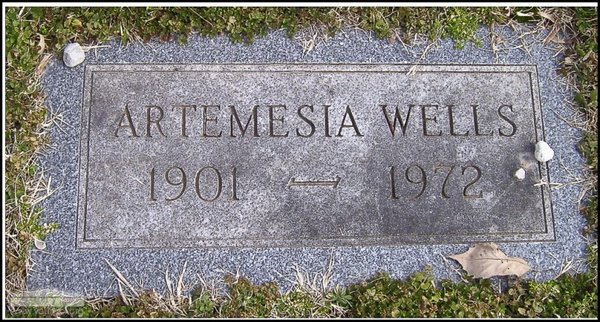 wells-artemesia-tomb-scioto-burial-park.jpg