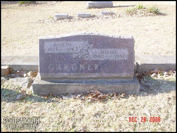 gardner-roscoe-minnie-tomb-newman-cem.jpg