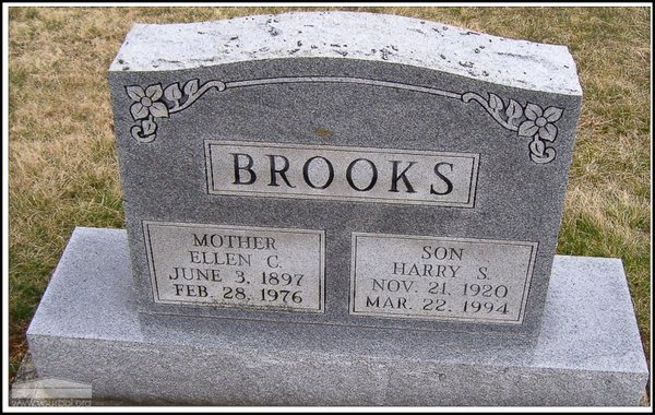 brooks-harry-ellen-tomb-village-cem.jpg