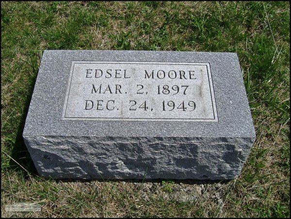 moore-edsel-tomb-mt-joy-cem.jpg