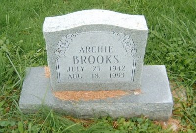 brooks-archie-tomb-charter-oaks-cem-brown-co.jpg